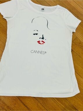 Cannes Graphic Scoop Neck White Tee Marilyn Monroe face